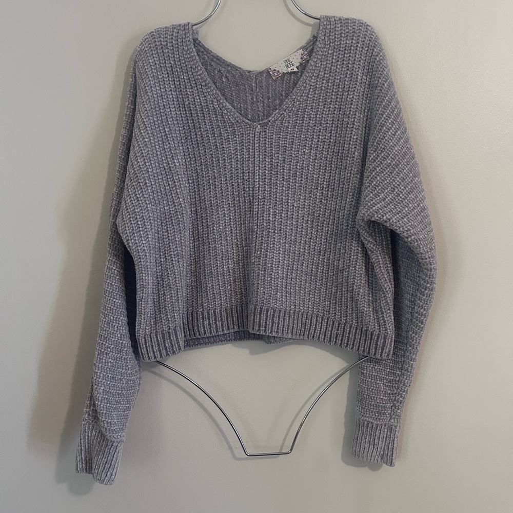 Pink Rose Silver Gray Chenille V-Neck Cropped Sweater XS